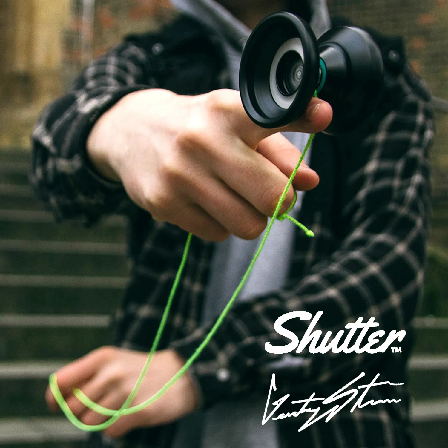 yoyo-factory-shutter-black-04.jpg